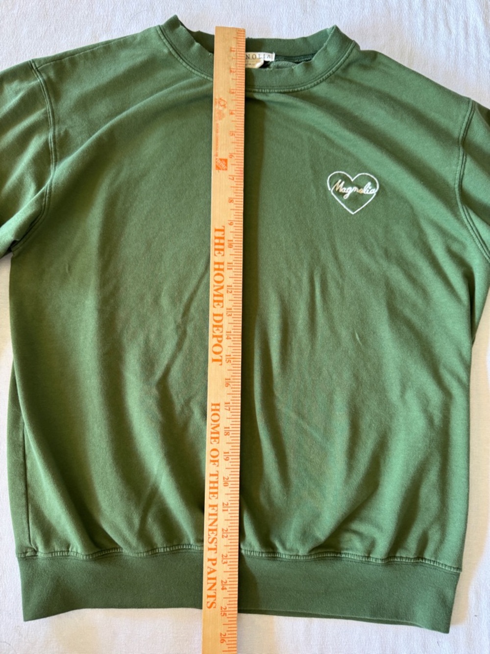 Magnolia Embroidered Heart Sweatshirt Sage Green Crewneck Womens Medium‎ - Picture 5 of 7